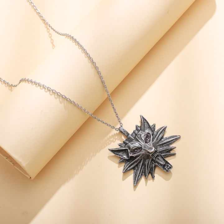 Cross-border%20European%20and%20American%20game%20The%20Witcher%203%20peripherals%20witcher%20wolf%20head%20pendant%20stainless%20steel%20necklace%20retro%20men's%20accessories%20wholesale%20-%20Image%202