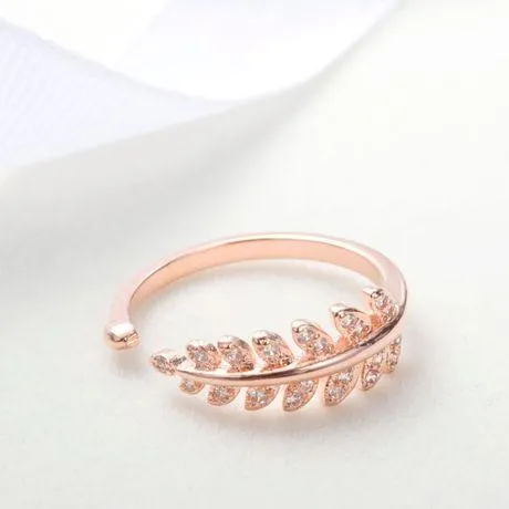 Fashion%20Luxury%20Design%20Finger%20Ring%20For%20Women%20-%20Image%203