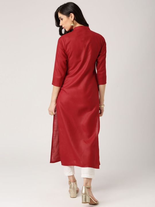 "Maroon%20Linen%20Stylish%20and%20Fashionable%20Casual%20Ready%20Made%20Kurti%20for%20Women%20(Tailor%20Made)%20-%20Maroon_NecktoBodyKuchi"%20-%20Image%205