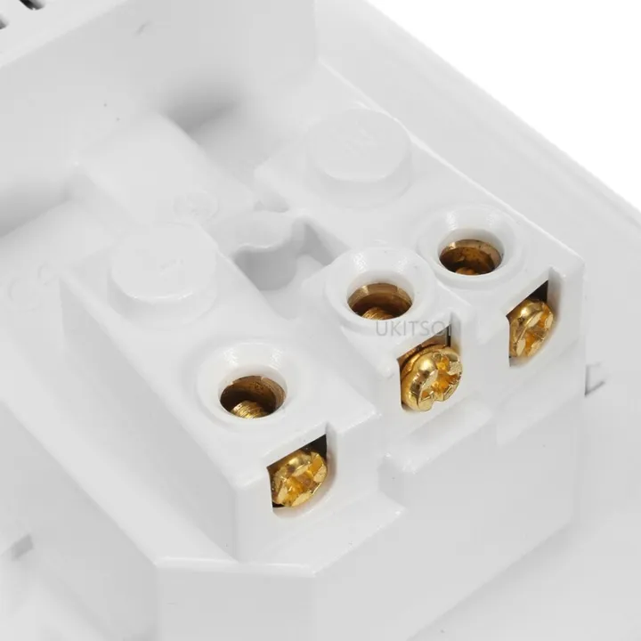 DE%20Standard%20Plug%20Socket%20AC250V%2016A%20Faceplate%20Dual%20USB%202.1A%20Charger%20With%20CE%20Certificate%20For%20EU%20Germany%20European%20-%20Image%205