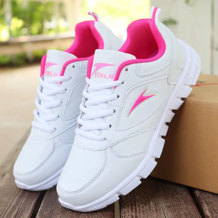 Summer%20White%20Sneakers%20Men's%20and%20Women's%20Mesh%20Breathable%20Casual%20Shoes%20Versatile%20Student%20Running%20Shoes%20Travel%20Shoes%20Couples%20Mesh%20Shoes%20-%20Image%205