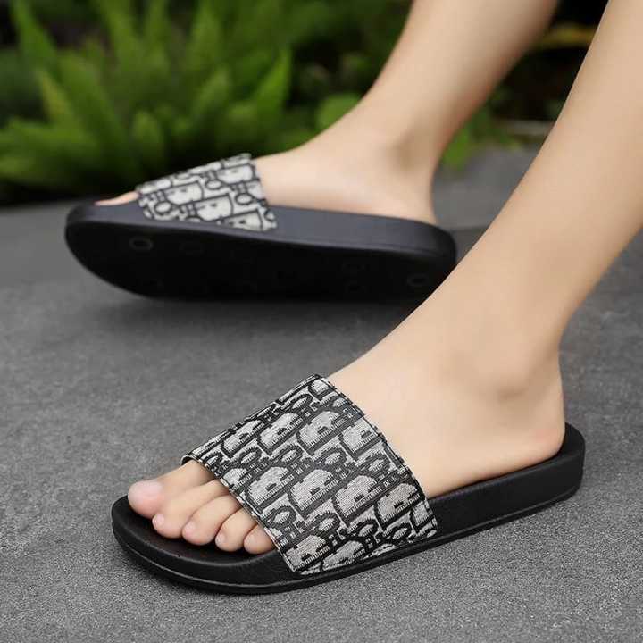 New%20Collection%20White%20And%20Grey%20Color%20P1O%20%20Slide%20Slipper%20Sandal%20For%20Men%20Stylish%20Men%E2%80%99s%20Slide%20Slipper%20S28%20-%20Image%205