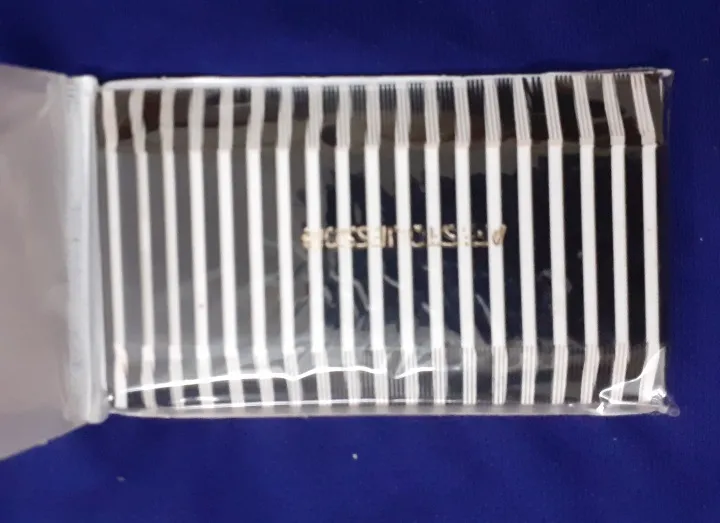 Indian%20Dual%20Sided%20Hair%20Comb%20for%20Fashion%20or%20Anti%20Lice%20Hair%20Comb%20-%201%20Piece%20-%20Image%208