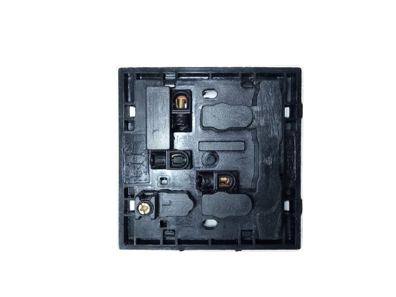 VGTEC-%208%20Pin%20Socket%20with%20Switch/%208%20Pin%20Socket/%20Multi%20Socket.%20-%20Image%202