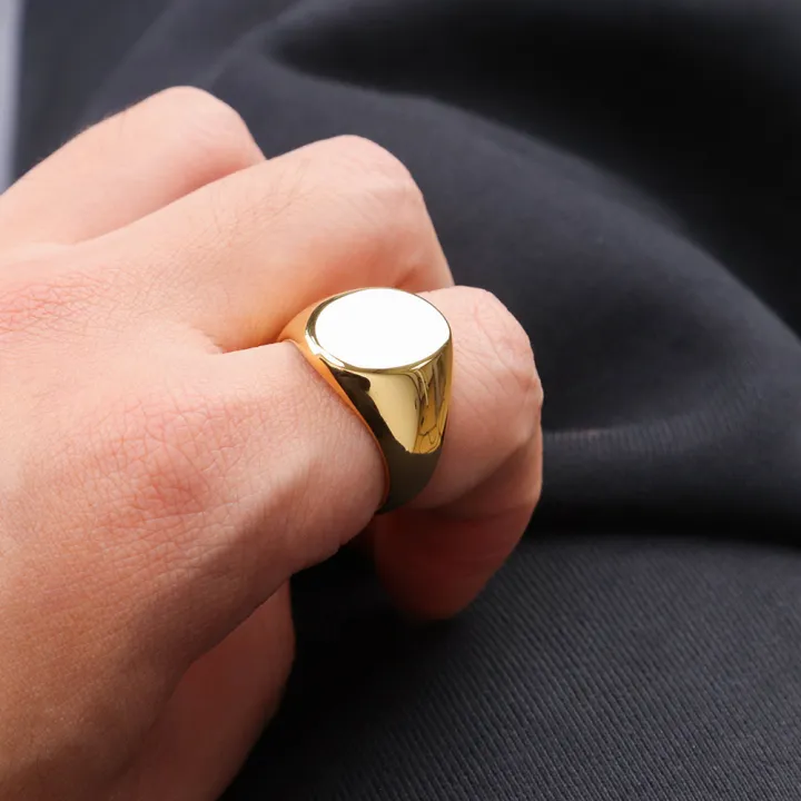 Chris%20April%20316L%20stainless%20steel%20PVD%20chunky%20gold%20rings%20women%20plated%20oval%20signet%20ring%20-%20Image%205