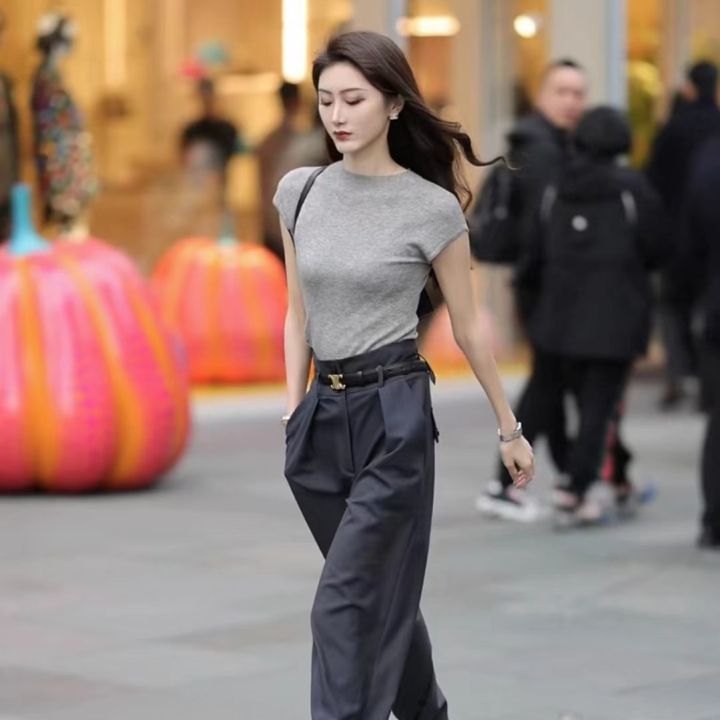 Spring%20and%20Summer%20Fashion%20High%20Waist%20Straight%20Slimming%20Textured%20Gray%20Casual%20Wide%20Leg%20Suit%20Pants%20Thin+All-matching%20baseTWomen's%20T-shirt%20Suit%20-%20Image%202