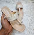 Flat Sandals For Women Fashionable Flat Shoes For Regular Use.