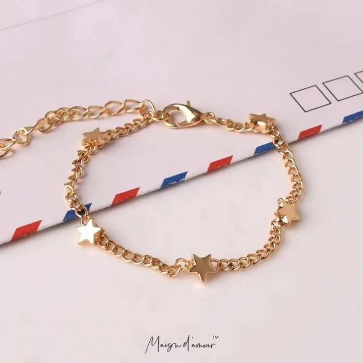 Stylish%20Hand%20Bracelet%20Design%20for%20Girls%20-%20Image%203