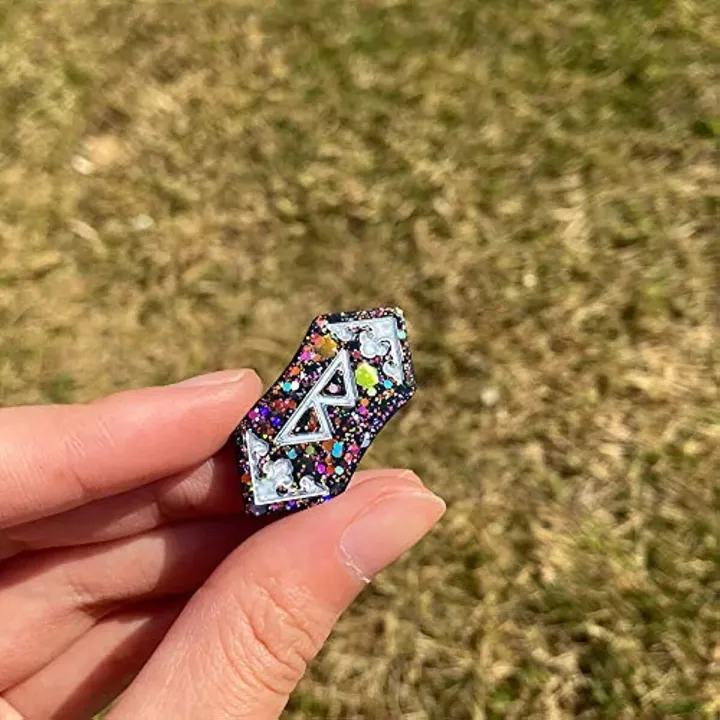 Rune%20Mold%20for%20Resin,%20Viking%20Divination%20Runes%20Resin%20Mold,%20Large%20Viking%20Rune%20Compass%20Silicone%20Mold,%20Runes%20Dice%20Mold%20-%20Image%206