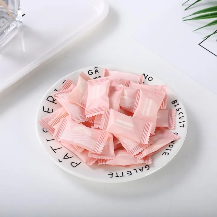 Travel%20Portable%20Mini%20Disposable%20Candy%20Compressed%20Washcloth%20Face%20Tissue%20Towel%20-%20Image%202