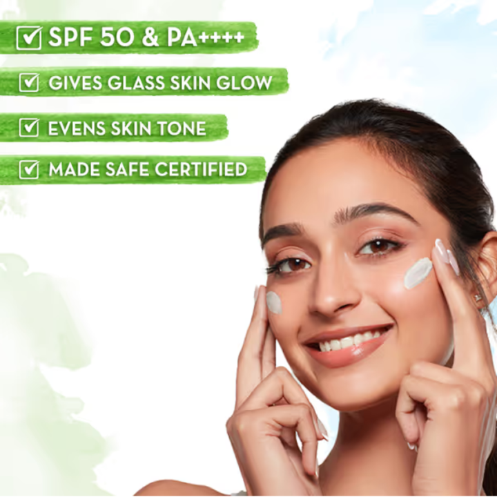 Mamaearth%20Rice%20Water%20Dewy%20Sunscreen%20with%20SPF%2050%20&%20PA++++%20-%2050g%20-%20Image%202