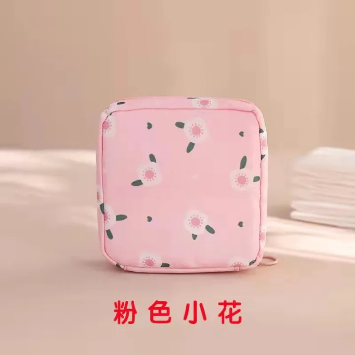 Girls%20Portable%20Sanitary%20Napkin%20Bag%20%20Waterproof%20Makeup%20Storage%20Bag%20/%20Jewelry%20Organizer%20Pouch%20-%20Image%209