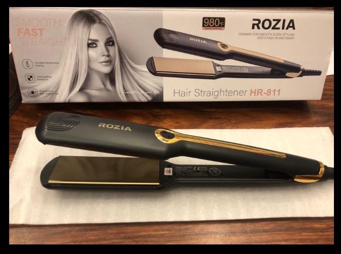 ROZIA HR 811 Premium Professional Ceramic Hair Straightener/Iron