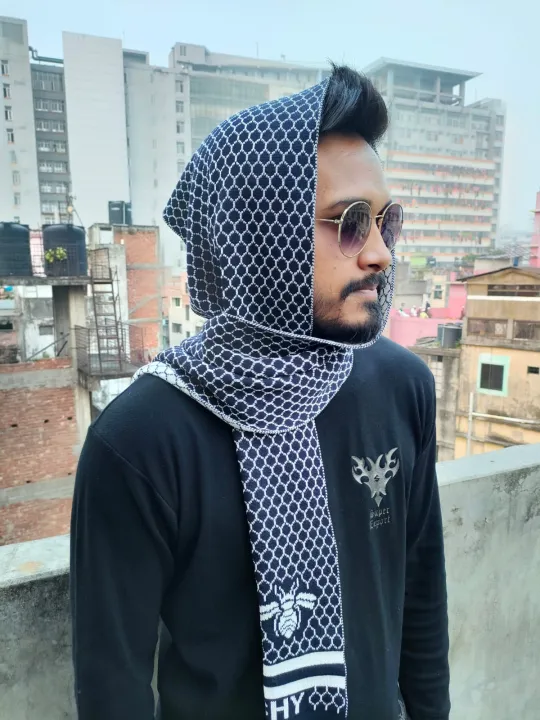 Black%20And%20Grey%20Winter%20Woolen%20Scarf,%20Soft%20Muffler%20Stylish%20Fashion%20Scarf%20For%20Men%20And%20Women%20-%20Image%202