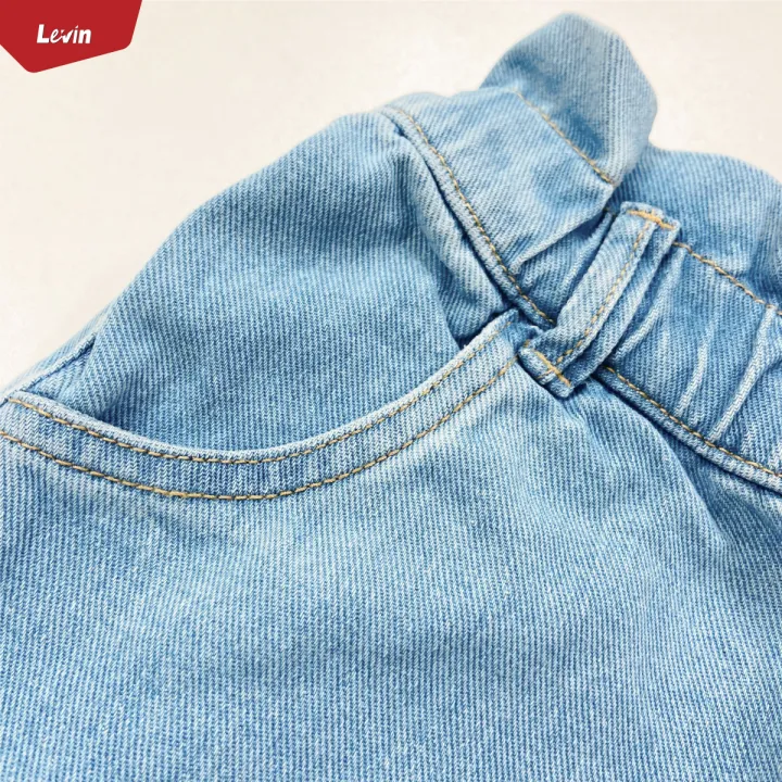 Teen%20Girl%E2%80%99s%20Mid%20Rise%20Casual%20Solid%20Denim%20Shorts%20From%20Levin%20-%20Image%204