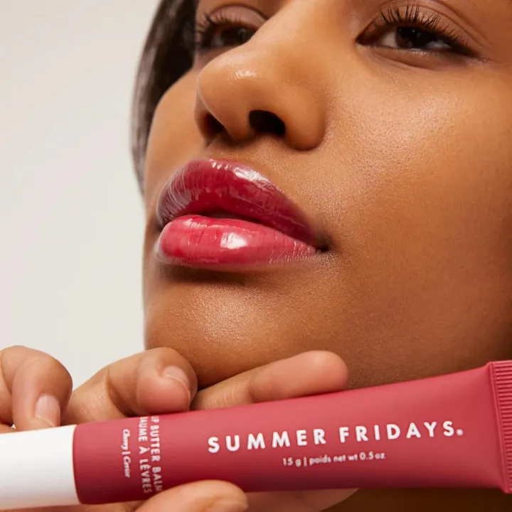 Summer%20Fridays%20Tinted%20Lip%20Butter%20Balm%2015gm%20-%20Conditioning%20Vegan%20Lip%20Balm%20for%20Instant%20Moisture,%20Shine%20&%20Hydration%20-%20Sheer-Tinted,%20Soothing%20Skincare%20-%20Image%209