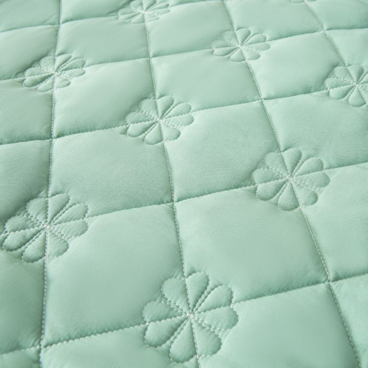 Thick%20Quilted%20Bed%20Cover%20Mattress%20Protector%20Bed%20Pad%20Queen%20King%20Size%20Breathable%20Anti-bacteria%20Non-slip%20Mattress%20Cover%20Fitted%20Sheet%20-%20Image%203