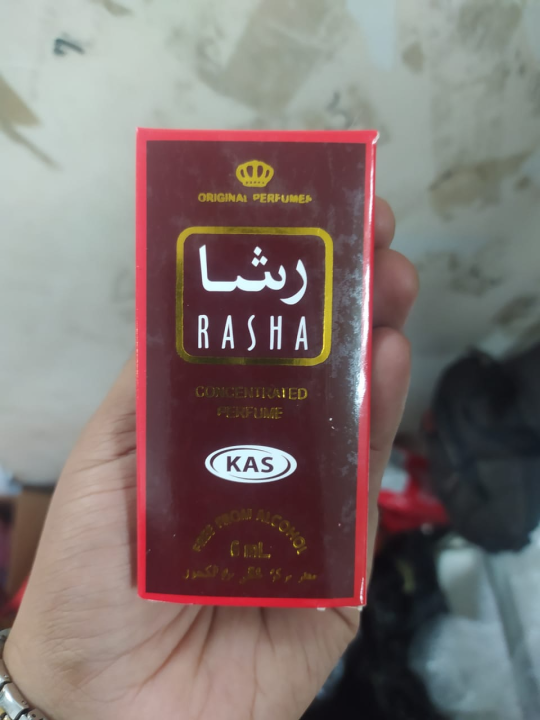 Rasha%20Concentrated%20Roll-on%20Attar%20Perfume%20For%20women%20%E2%80%93%206ML%20-%20Image%202