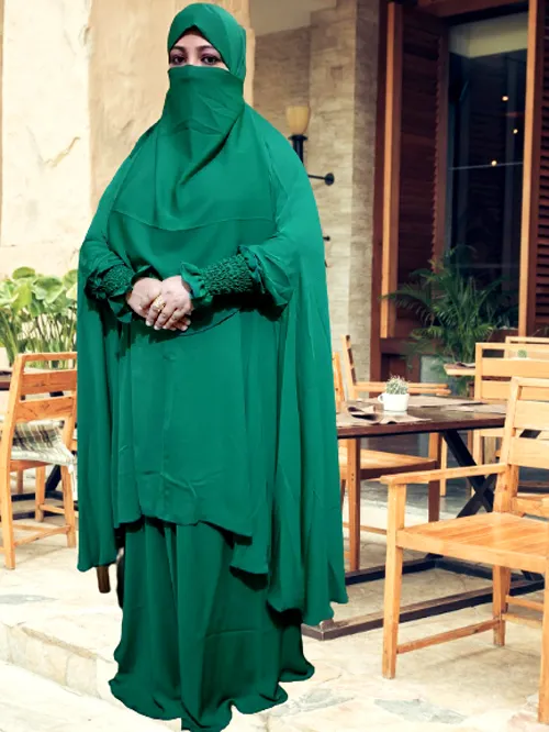 Fashionable%20stylish%20Dubai%20Cherry%20Clothes%20Full%20Set%20Khimar%20Borka%20With%20Scart%20Muslim%20Wear%20For%20Women%20-%20Image%202