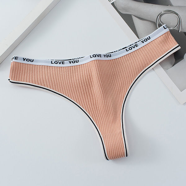 Women%E2%80%99s%20Cotton%20Panty%20%E2%80%93%20Soft,%20Breathable,%20Seamless%20Underwear%20for%20Everyday%20Comfort%20-%20Image%202