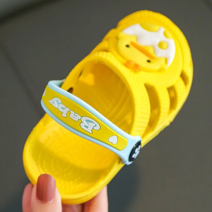Summer%20Baby%20Slippers%20Girls'%20Indoor%20Cute%20Children's%20Non-Slip%20Closed%20Toe%20One-Year-Old%20Infant%20Sandals%20Children's%20Hole%20Shoes%20-%20Image%206