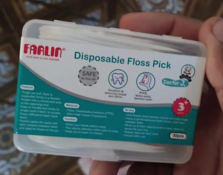 Farlin%20Dental%20Floss%20Pick%20(10%20cm,%20Pack%20of%2050pcs),%20Taiwan%20-%20Image%206