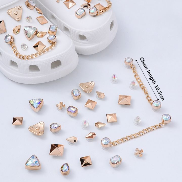 Cute%20Luxury%20Shoes%20Accesories%20Rhinestone%20Bling%20Croc%20Charms%20Metal%20Chain%20Croc%20Shoe%20Decorations%20Diy%20Buckle%20Pearl%20Shoes%20Flower%20New%20-%20Image%202
