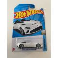 Aston Martin V12 Speedster Hot Wheels, Scale 1:64. 