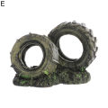 【Xiaofeng】Aquarium Landscape Realistic Appearance Hideout Decor Resin Broken Car Hiding Tank Accessories. 
