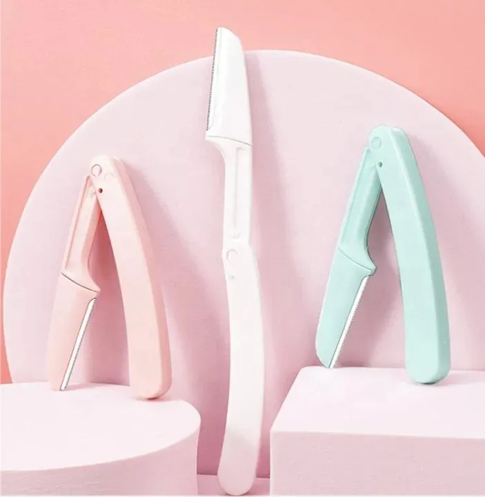 3Pcs%20Foldable%20Eyebrow%20Razor%20Set%20%E2%80%93%20Facial%20Hair%20Remover%20&%20Dermaplaning%20Tool%20for%20Women,%20Eyebrow%20Trimmer%20&%20Shaper%20-%20Image%206