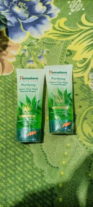 Himalaya%20Purifying%20Neem%20Face%20Wash%20100%20ml%20-%20Image%202