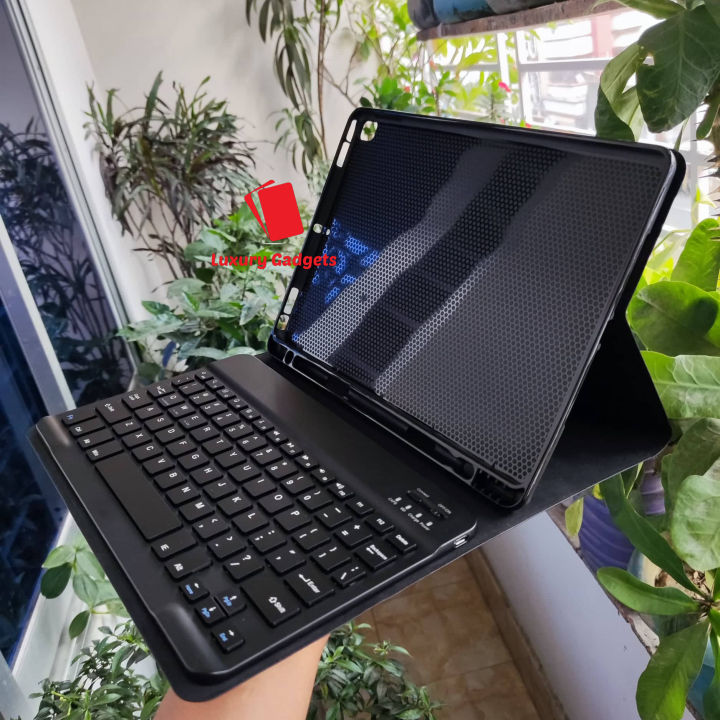 For%20Apple_iPad%209.7%20(2018)%20/%20Apple_iPad%20Air%209.7%20(2018)%20/%20Apple_iPad%20Air%20(2013)%20-%209.7"%20Luxury%20Leather%20Folding%20Magnetic%20Smart%20Flip%20Wireless%20Keyboard%20Anti%20Impact%20Cover%20Keyboard%20Case%20-%20Image%202
