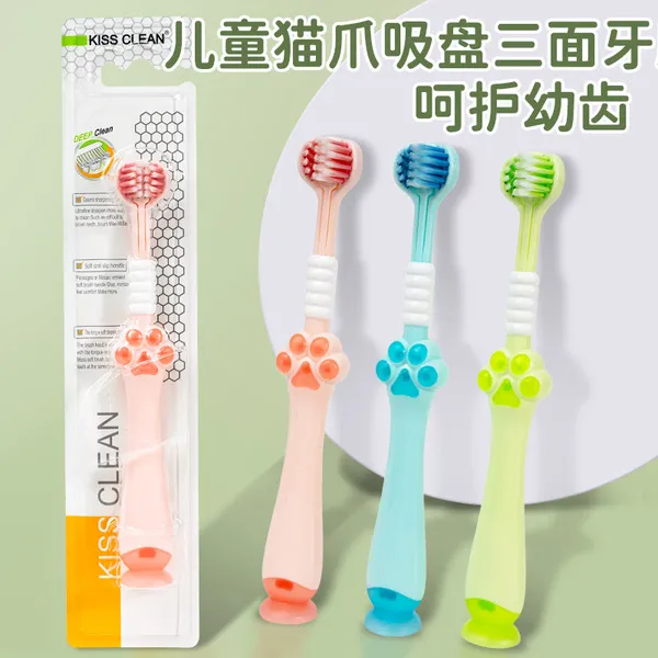 Kiss%20Clean%20Three-sided%20children's%20toothbrush%20single%20pack%202-15%20Years%20-%20Image%202