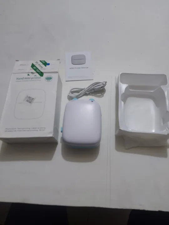 AR10%20Mini%20Bluetooth%20instant%20Photo%20Printer%20-%20Image%205