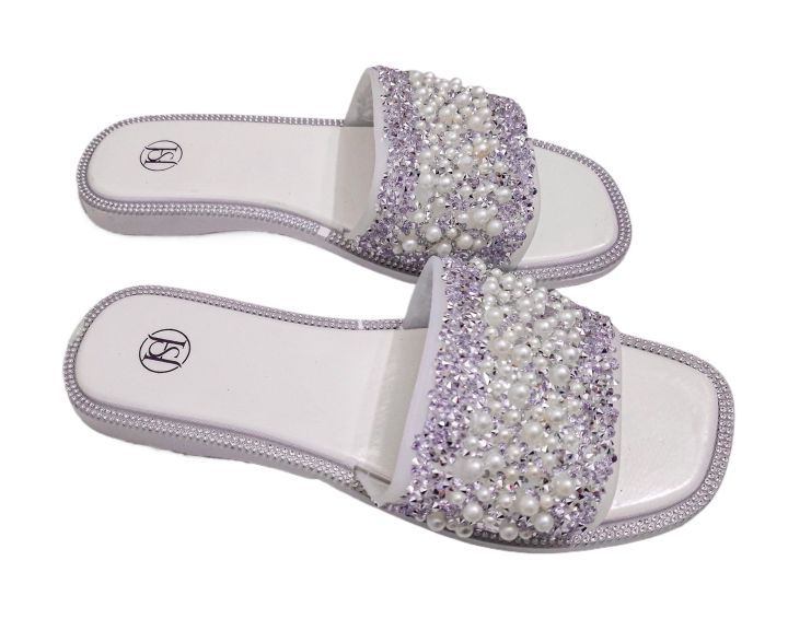 New%20Fashion%20Women%20Girls%20laying%20Stone%20Outdoor%20Flat%20Sandal%20Beach%20Shoes%20Slides%20New%20Style%20Outdoor%20Daily%20Casual%20Shopping%20Slipper%20White-%20Pink%20&%20Golden%20-%20Image%204