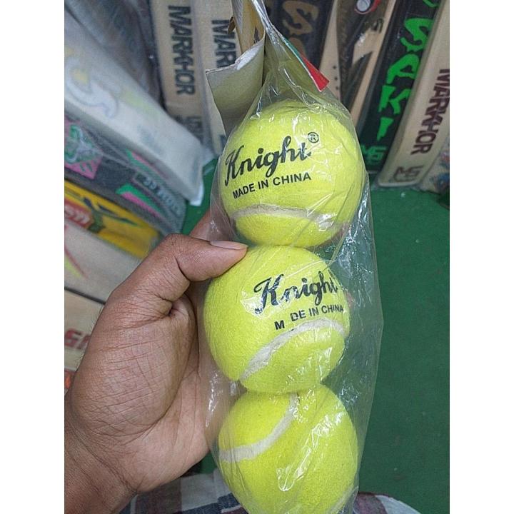 Original Knight Tape Tennis Ball Fahim - Experience The Authentic Bounce And Feel Of Tennis With These Original Knight Tape Tennis Balls.