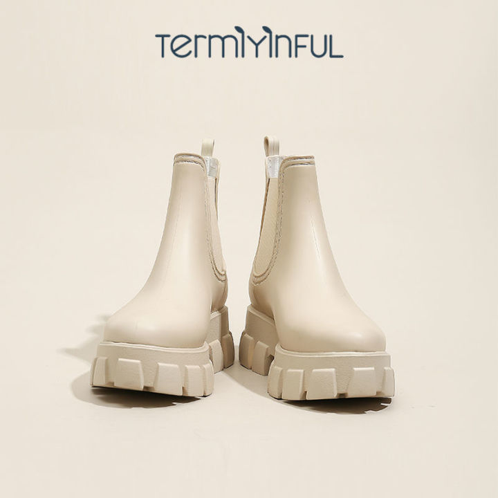 Rain%20Boots%20Female%20Online%20Influencer%20Thick-Soled%20Rain%20Boots%20Thickening%20and%20Wear-Resistant%20Waterproof%20Rubber%20Shoes%20Dr.%20Martens%20Boots%20Women%20Fashion%20British%20Style%20Short%20Non-Slip%20-%20Image%205