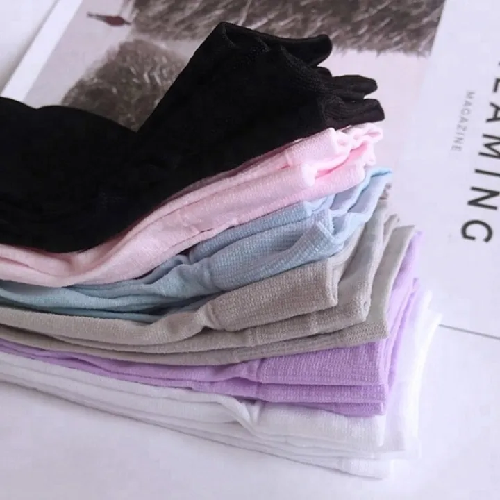 Ice%20Silk%20Fingerless%20Sun%20Protective%20Gloves%20for%20Women%20UV%20Protection%20Free%20Size%20Outdoor%20Sleeve%20-%20Image%202