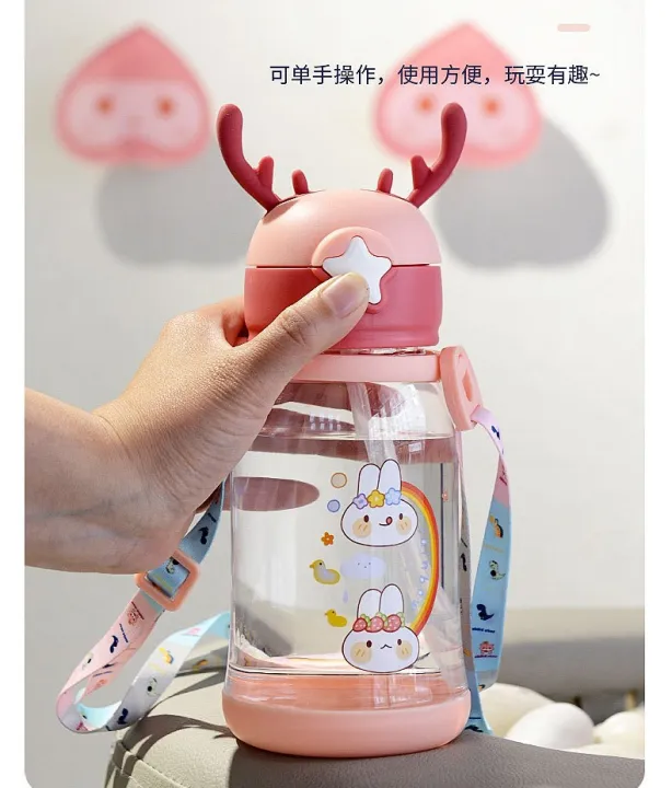 Children's%20cartoon%20straw%20with%20handheld%20teapot%20for%20elementary%20school%20students,%20water%20absorbent,%20fall%20protection%20500ml%20Number%20Plastic%20Kids%20Water%20Bottle/Mom%20pot%20-1pcs%20-%20Image%202
