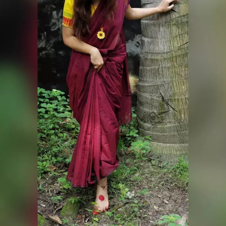 Trendy%20Collection%20with%20Elegant%20Style%20Maroon%20Colour%20Flat%20Muslin%20Than%20Saree%20for%20Women%20-%20Comfortable%20and%20Suitable%20for%20All%20Seasons%20-%20Image%202