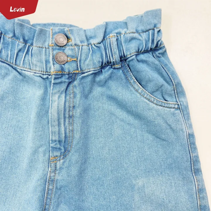 Teen%20Girl%E2%80%99s%20Mid%20Rise%20Casual%20Solid%20Denim%20Shorts%20From%20Levin%20-%20Image%207