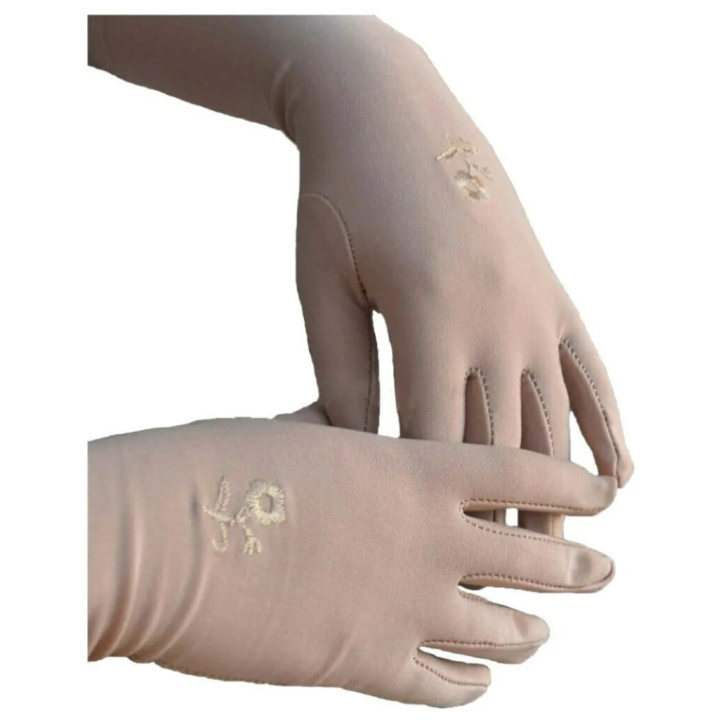 Skin%20Colour%20Hand%20gloves%20%20for%20Women%20%E2%80%93%201%20Pair%20%E2%80%93%20Soft,%20Comfortable%20&%20Breathable%20Daily%20Wear%20Socks.%20-%20Image%204