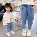 Girls' jeans 2024 spring and autumn new children's loose Korean version of the baby foreign casual Korean version of the fashion pants.