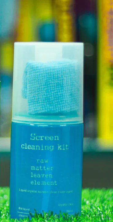 LCD%20Sreen%20Cleaner%20Kit%20For%20Mobile,Laptop,%20Computer,%20sunglass%20and%20TV%20-%20200ml%20-%20Blue%20Colour%20-%20Image%202