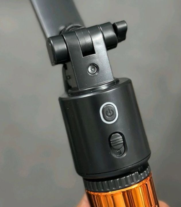 Q13%20Smart%20Phone%20Gimbal%20With%20Remote%20Control%20Smart%20Auto%20AI%20Tracking%20-%20Image%205