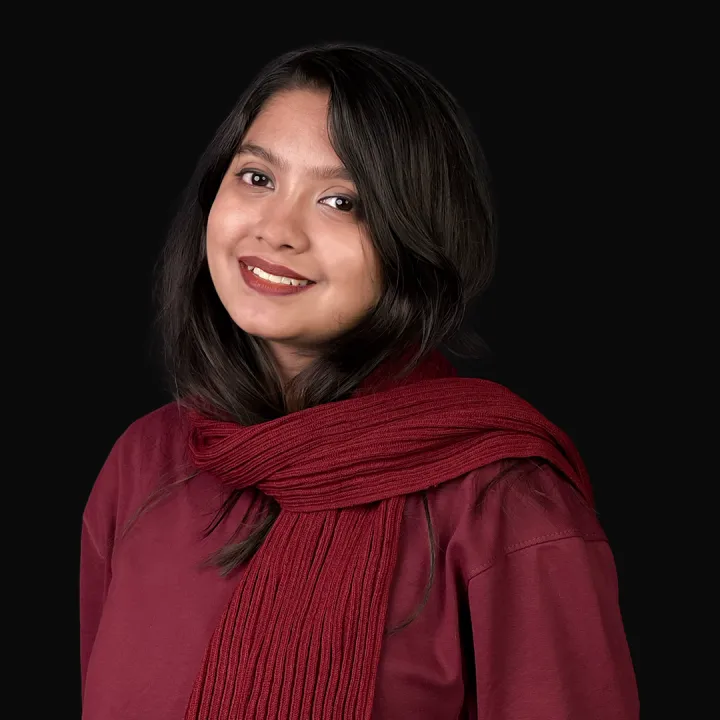Mikasa%20Ackerman%20scarf%20-%20Image%203