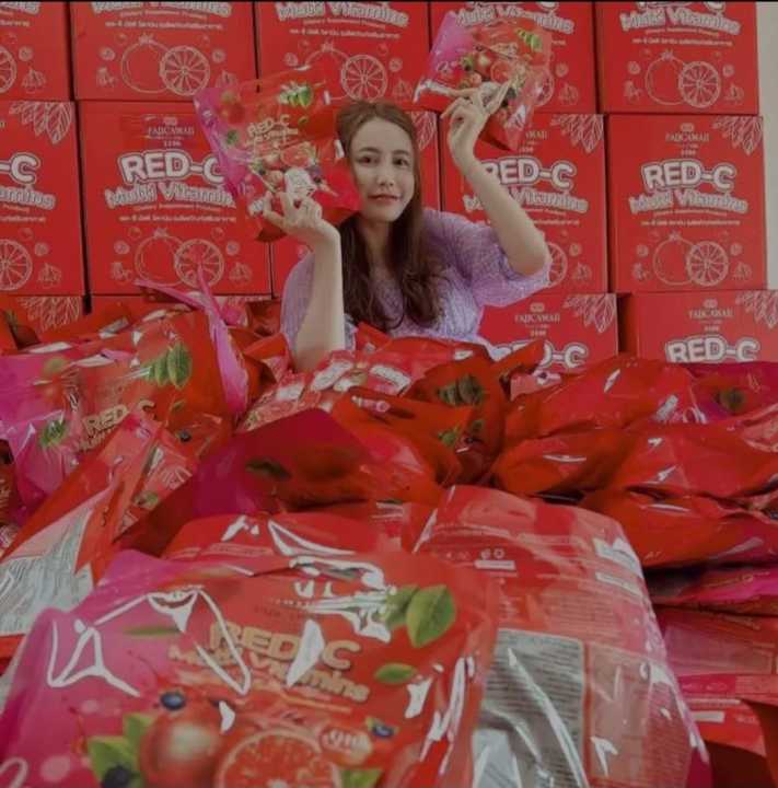Red-C%20Multi%20Vitamins%20Juice%20Made%20in%20Thailand%20-%20Image%207
