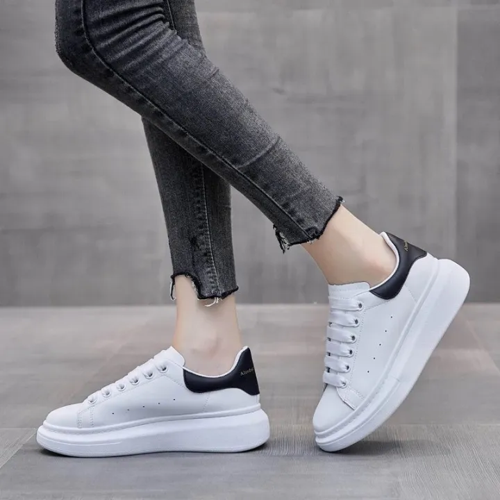 High%20Quality%20Sports'%20Sneakers:%20Casual%20Shoes,%20Fashionable%20Flyknit,%20Light%20Weight%20Slip-On%20Men%20-%20Elevate%20Your%20Casual%20Look%20-%20Image%207