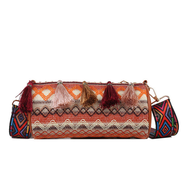 Retro%20Tassel%20Bag%20Unique%20Design%20Embroidery%20Color%20Clash%20Women's%20Bag%20-shaped%20Fashion%20Crossbody%20Bag%20for%20Streetwear%20Accessory%20Young%20Adults%20%20Use%20Fashion%20Statement%20-%20Image%204