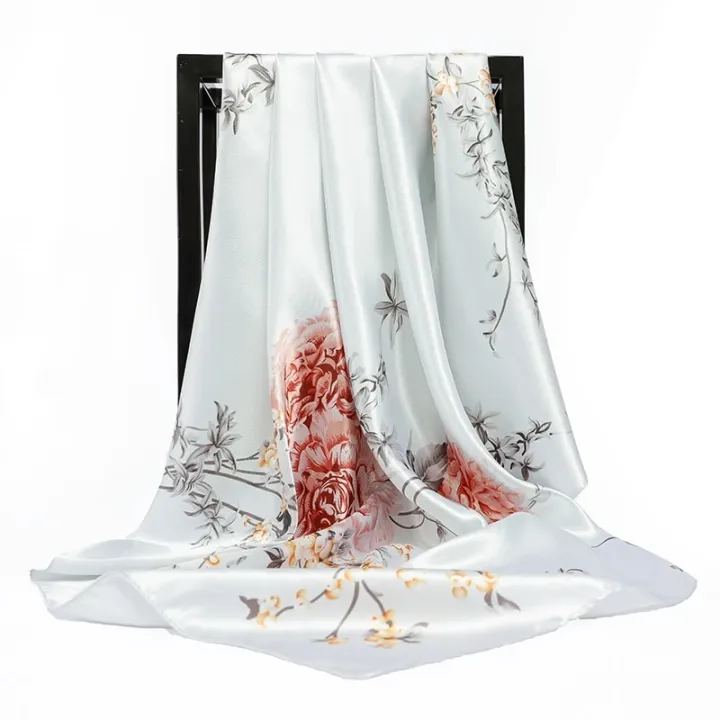 Luxury%20Brand%20Silk%20Scarf%20Fashion%20Foulard%20Satin%20Shawl%20Leopard%2090*90cm%20Square%20Head%20Scarves%20Women%20Bandanna%20Pareo%20Headscarf%20-%20Image%206